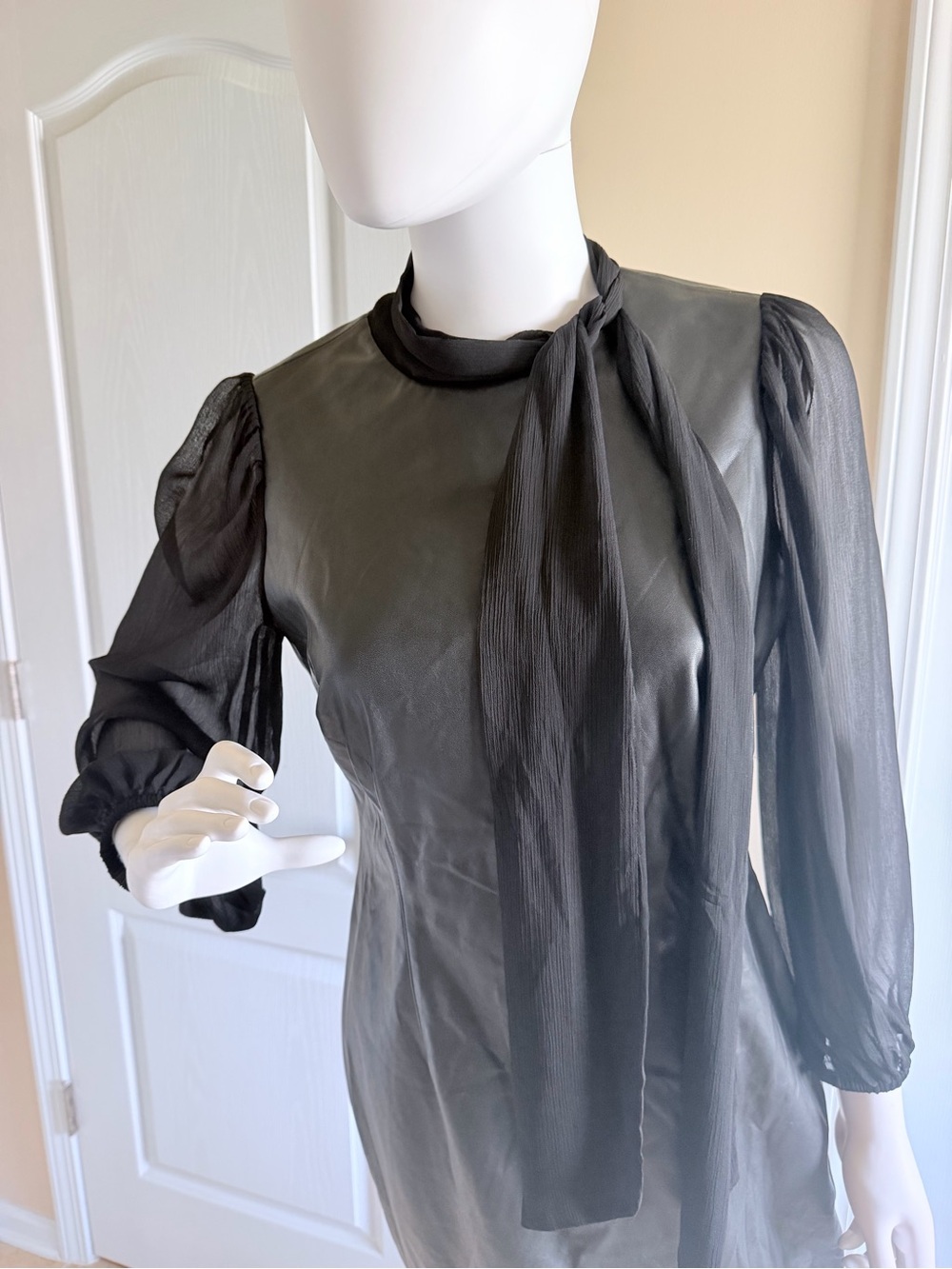 Calvin Klein Black Faux Leather Tie-Neck Midi Dress w/Sheer Sleeves Size 6 - Picture 4 of 8